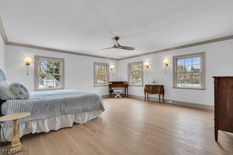 SLEEPY HOLLOW - Residential