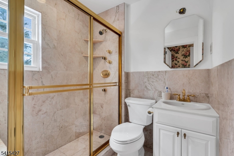 SLEEPY HOLLOW - Residential