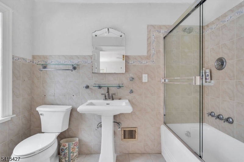 SLEEPY HOLLOW - Residential