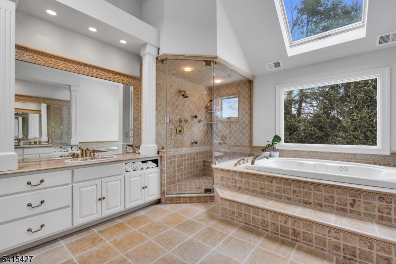 SLEEPY HOLLOW - Residential