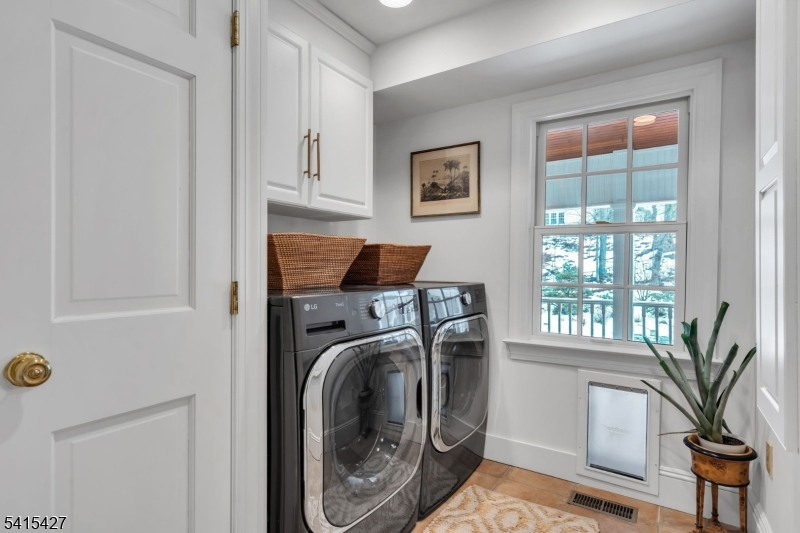 SLEEPY HOLLOW - Residential