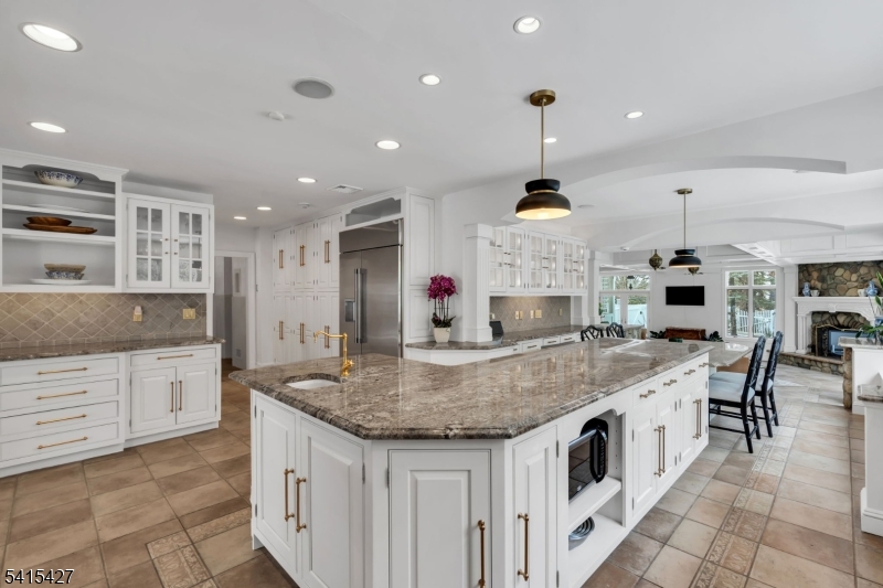 SLEEPY HOLLOW - Residential