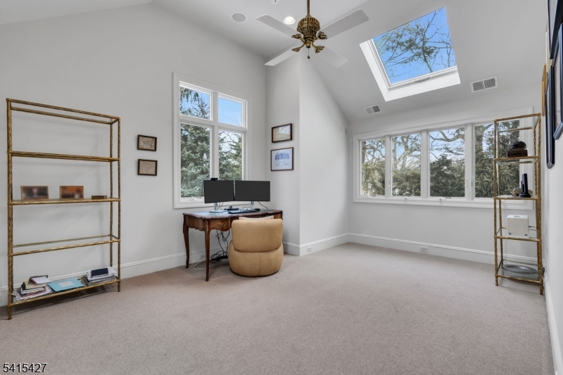 SLEEPY HOLLOW - Residential