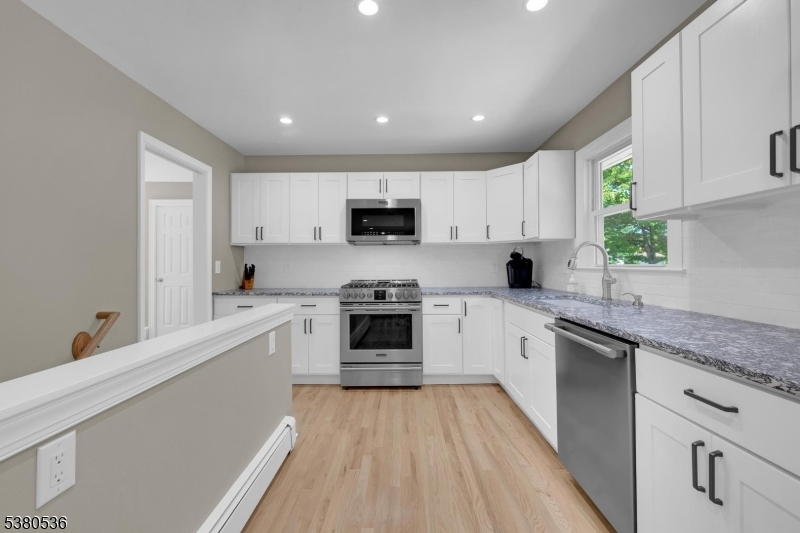 Neshanic - Residential