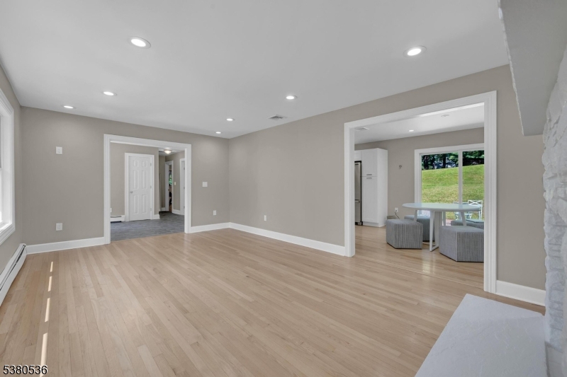 Neshanic - Residential