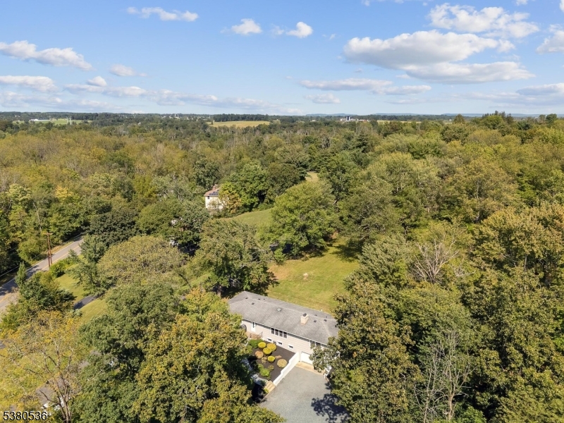 Neshanic - Residential