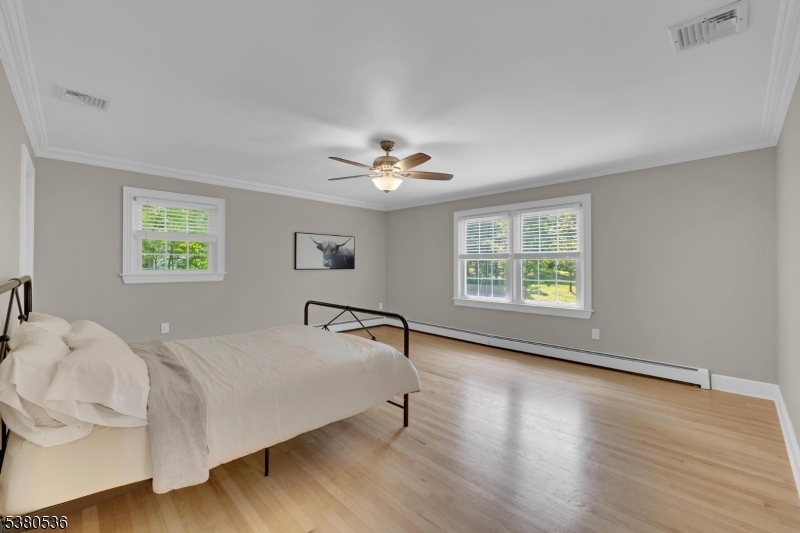 Neshanic - Residential