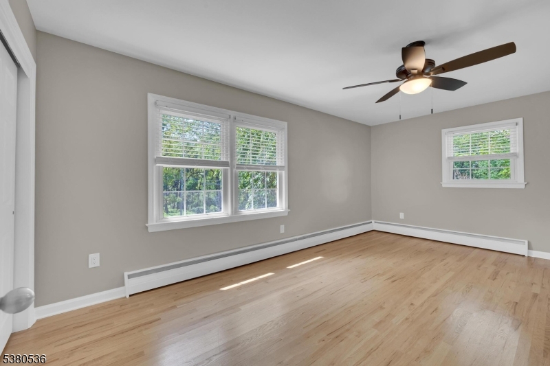 Neshanic - Residential