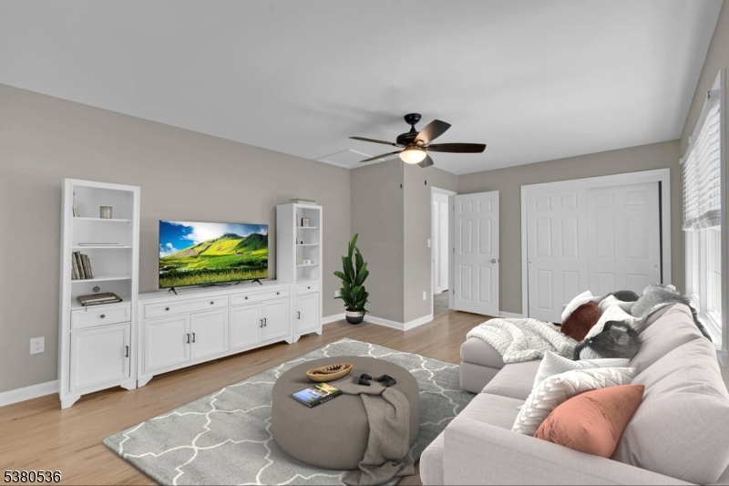 Neshanic - Residential