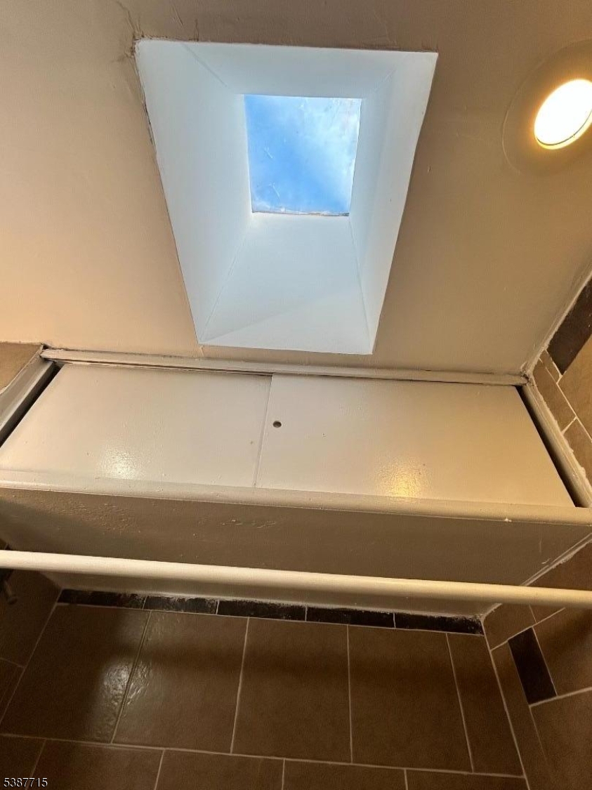 Bergen - Lafayette - Residential Lease