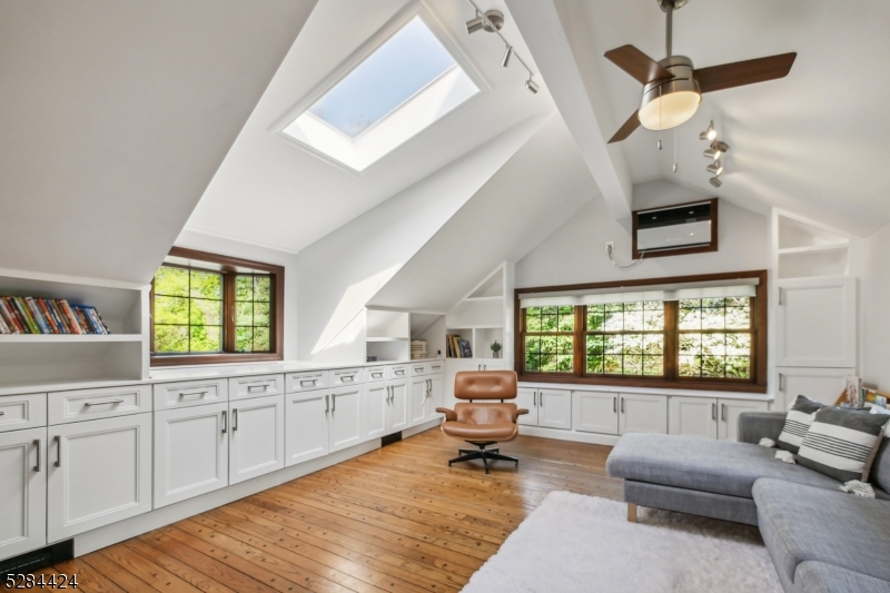 Old Short Hills - Residential