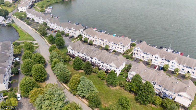 Lakeshore Village - Residential