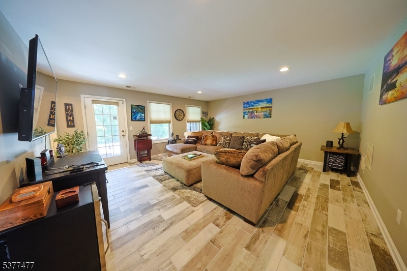 Lakeshore Village - Residential