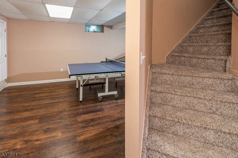 Woods Edge - Residential