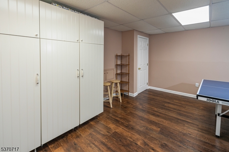 Woods Edge - Residential