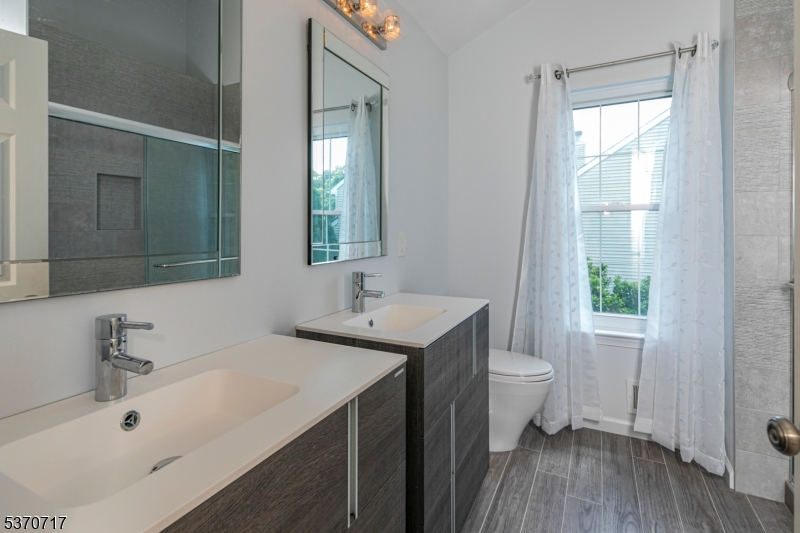 Woods Edge - Residential