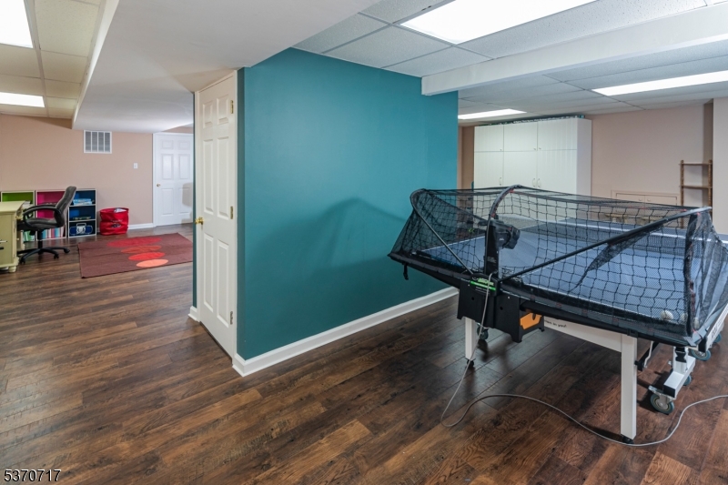 Woods Edge - Residential