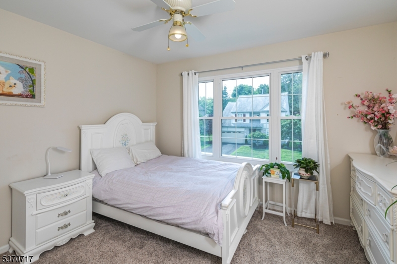 Woods Edge - Residential