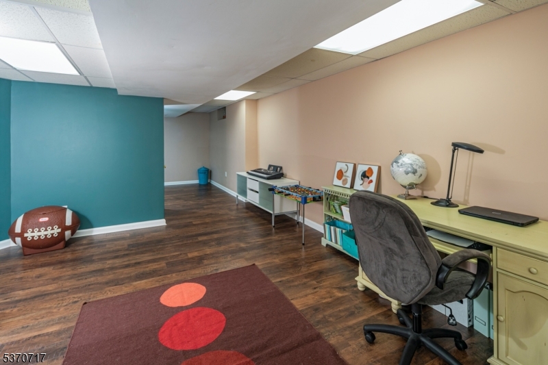 Woods Edge - Residential