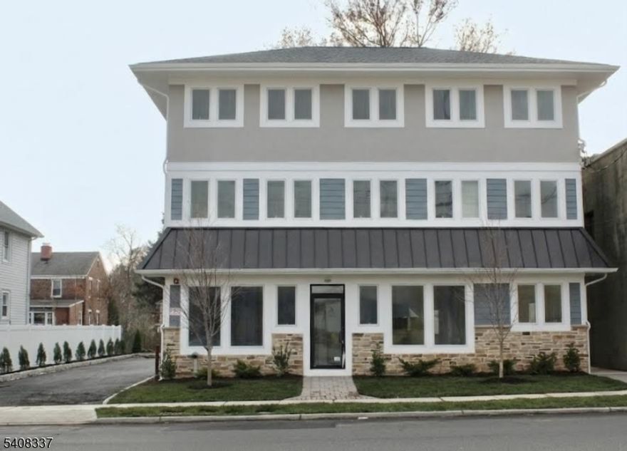 Built in 2018 this 1st floor commercial space located on South Avenue offers high visibility with an open floor plan that provides opportunity to make this space your own. Both front and rear entrances are easily accessed from the dedicated parking lot or street parking. Basement storage offered.