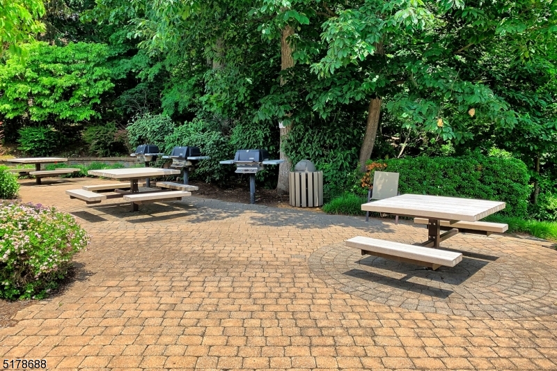 Fox Hills - Residential