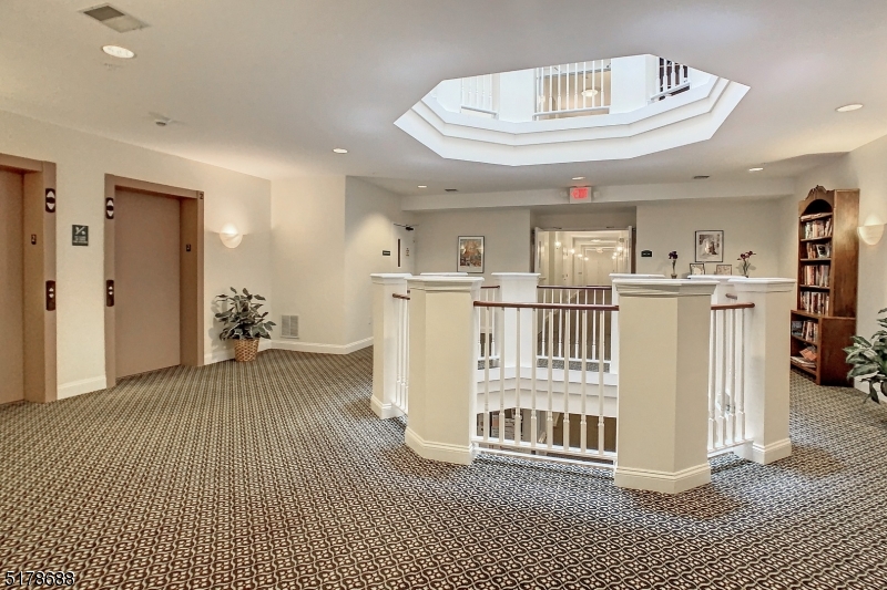 Fox Hills - Residential