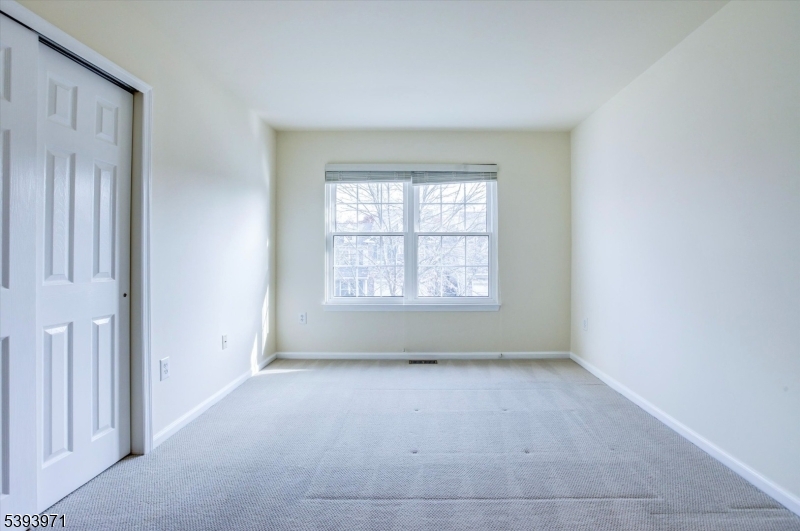 Four Seasons - Residential