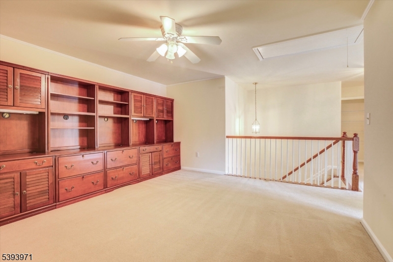 Four Seasons - Residential