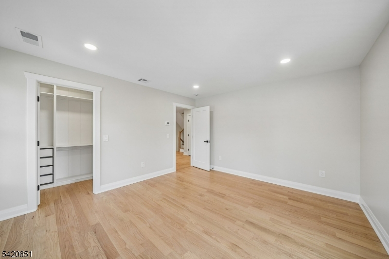 Central Villas - Residential