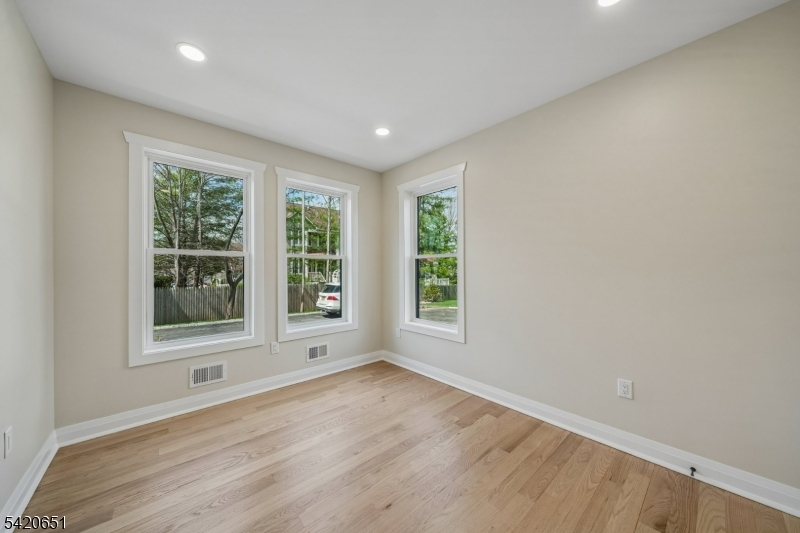 Central Villas - Residential