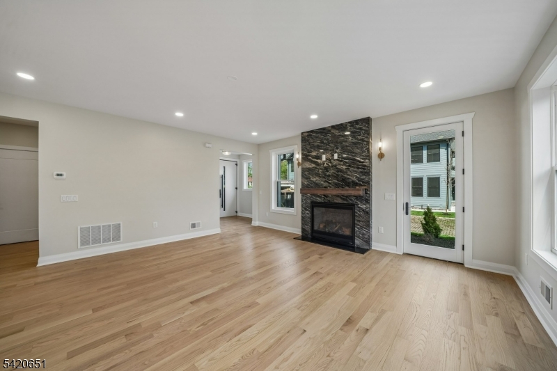 Central Villas - Residential