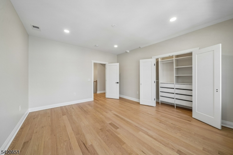 Central Villas - Residential