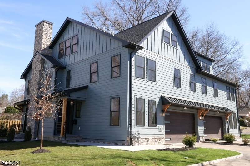 Central Villas - Residential