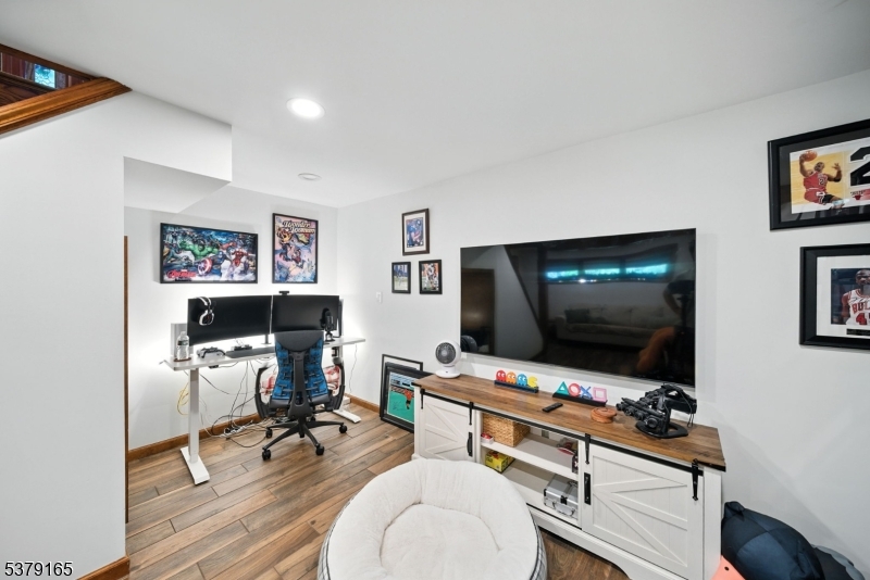 Cedar Lake - Residential Lease