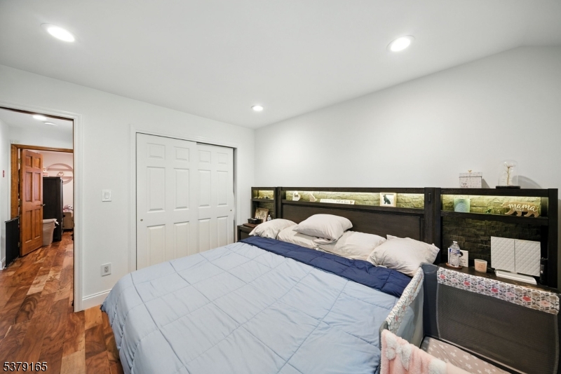 Cedar Lake - Residential Lease