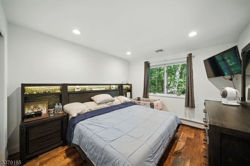 Cedar Lake - Residential Lease