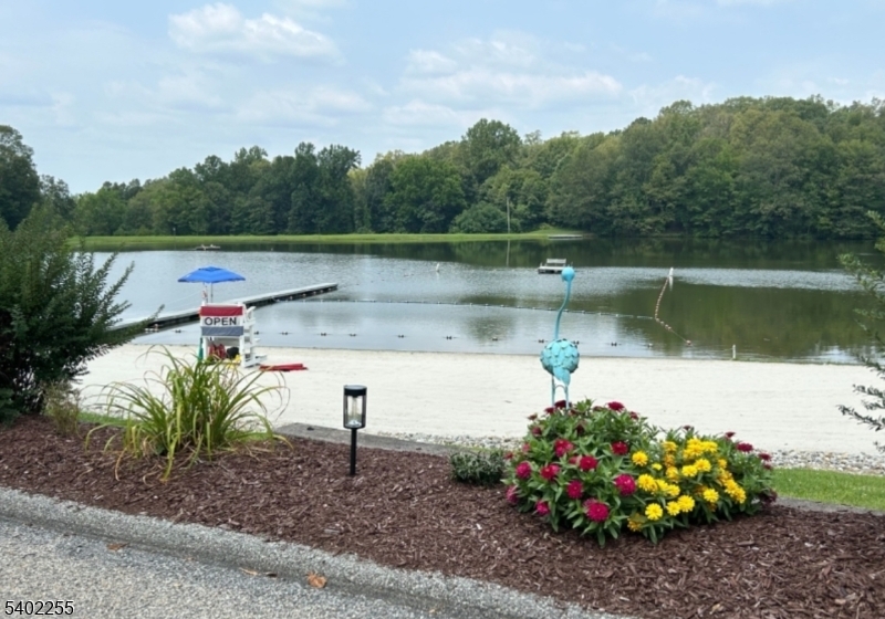 SCENIC LAKES - Residential