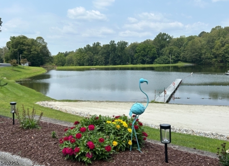 SCENIC LAKES - Residential