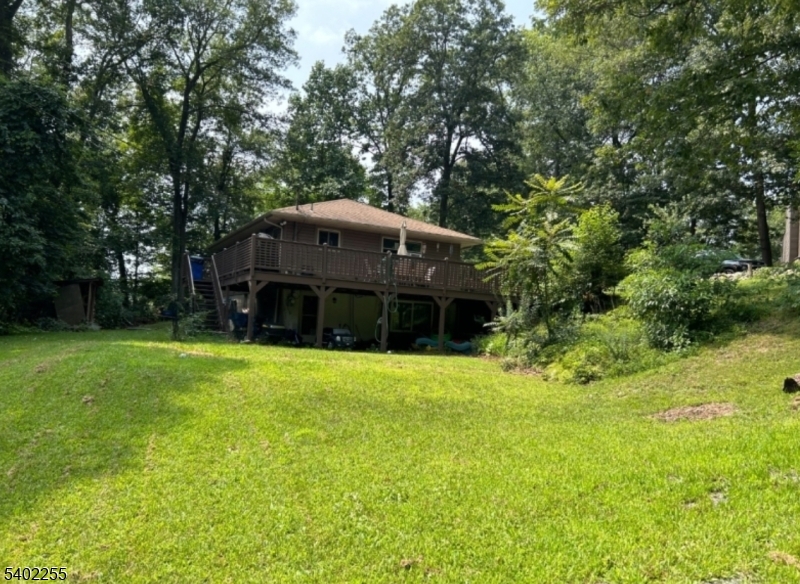 SCENIC LAKES - Residential