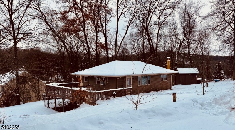 SCENIC LAKES - Residential