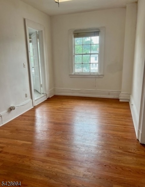 Glen Ridge Arcade Building - Commercial Lease