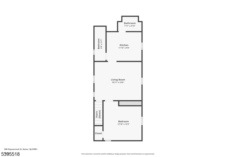 Main image without alt text