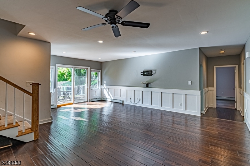 Cedar Lake - Residential Lease