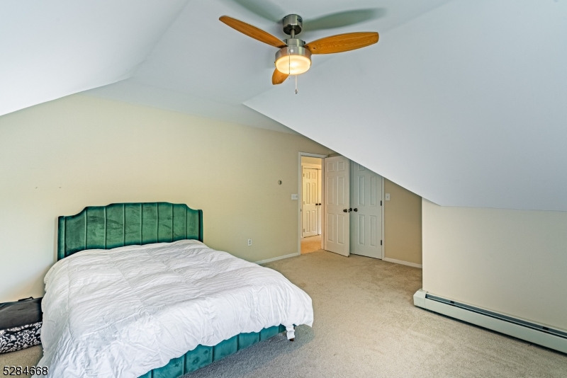 Cedar Lake - Residential Lease