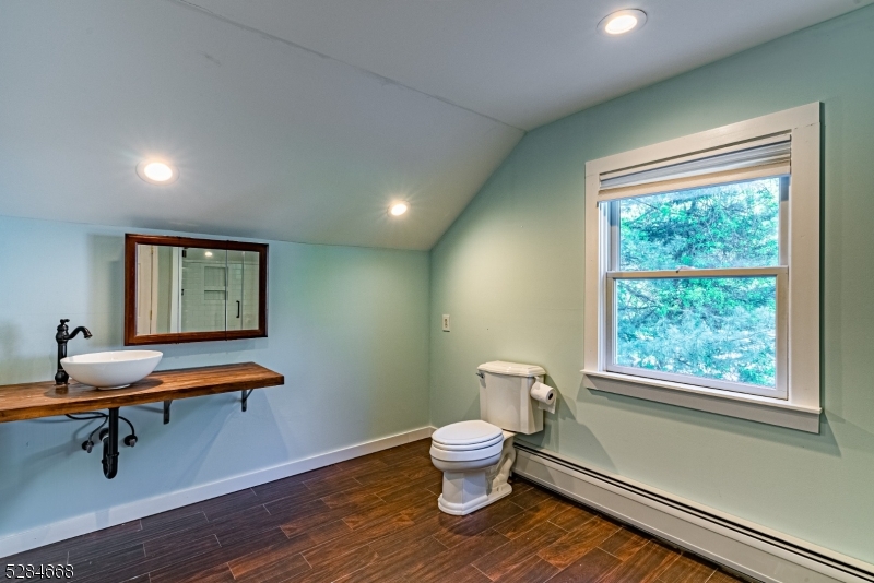 Cedar Lake - Residential Lease