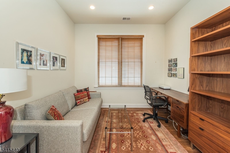 Regency at Flanders - Residential