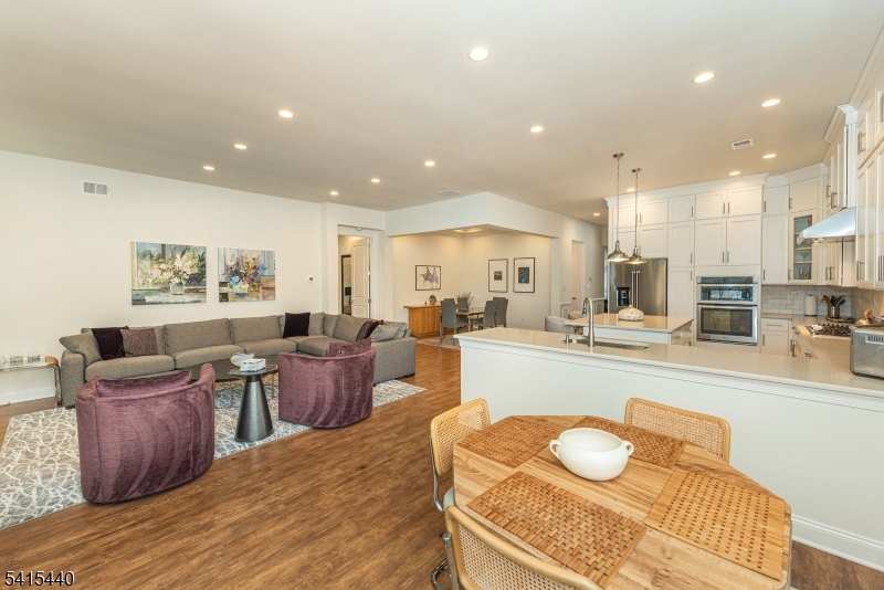 Regency at Flanders - Residential