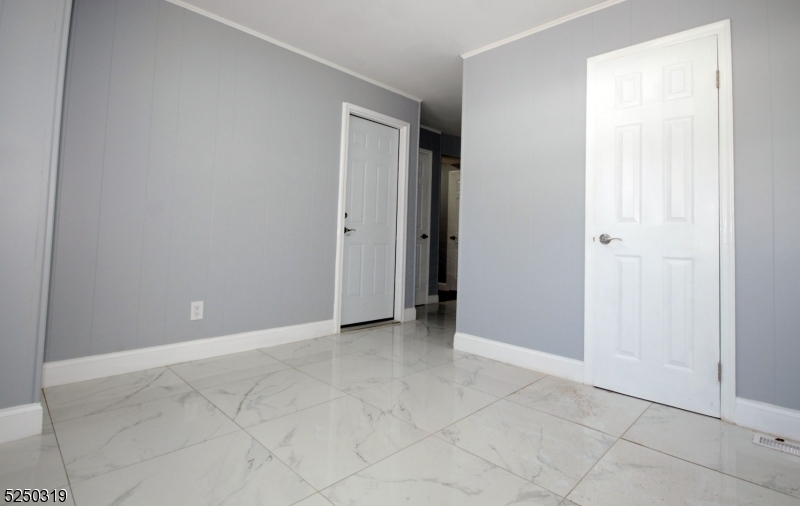 New Brunswick Farm - Residential Lease