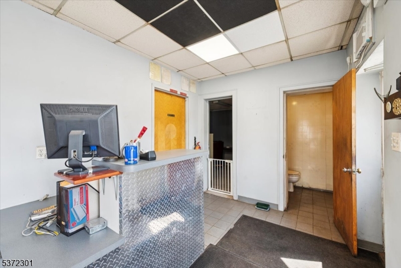 Raritan Boro, New Jersey 08869, United States, ,Residential,Active,176990