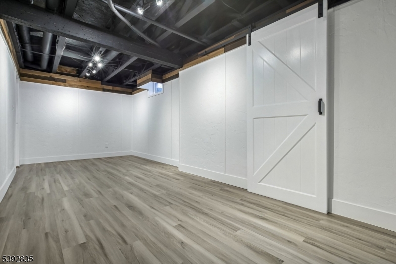 Winding Brook - Residential Lease